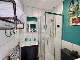 Brightham House Boutique Bed & Breakfast