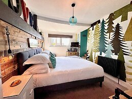 Brightham House Boutique Bed & Breakfast