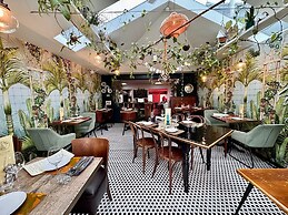 Brightham House Boutique Bed & Breakfast