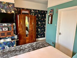 Brightham House Boutique Bed & Breakfast