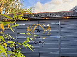 Brightham House Boutique Bed & Breakfast