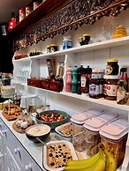 Brightham House Boutique Bed & Breakfast