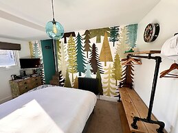 Brightham House Boutique Bed & Breakfast