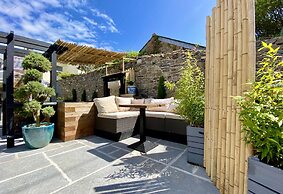 Brightham House Boutique Bed & Breakfast