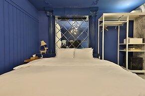 Hotel February Gimhae