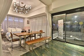 Hotel February Gimhae