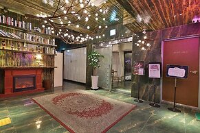 Hotel February Gimhae