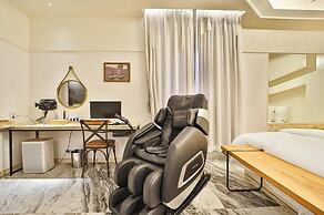 Hotel February Gimhae