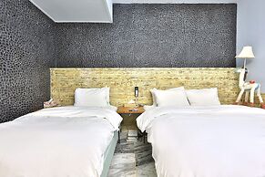 Hotel February Gimhae