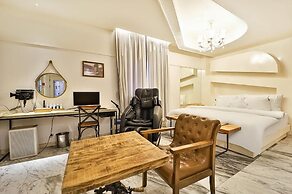 Hotel February Gimhae