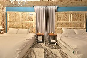 Hotel February Gimhae