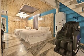 Hotel February Gimhae