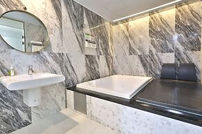 Hotel February Gimhae