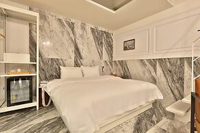 Hotel February Gimhae