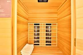 Hotel February Gimhae