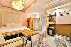 Hotel February Gimhae