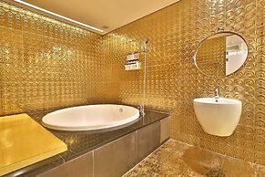 Hotel February Gimhae