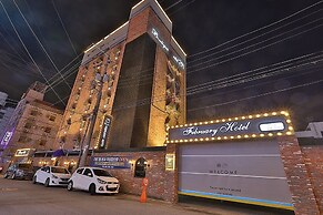 Hotel February Gimhae