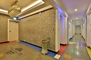 Hotel February Gimhae