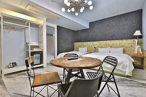 Hotel February Gimhae