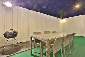 Hotel February Gimhae