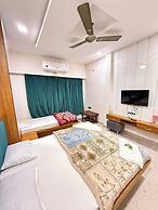 Hotel Raghuveera Palace