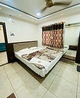 Hotel Raghuveera Palace