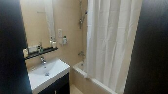 Paramount Gardens Resorts C201