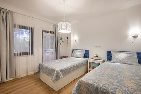 Vilamoura Bay Retreat at Marina Mar