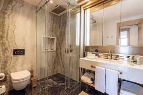 Merit Starlit Hotel Casino & SPA
