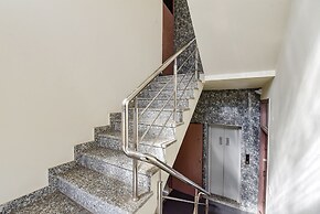 Fabhotel Moon Light Palace