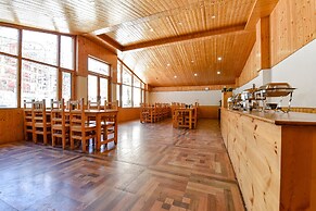 Fabhotel Manali Heaven