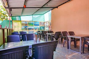 FabHotel Chinar Residency