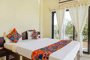 FabHotel Chinar Residency