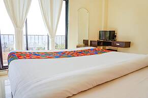 Fabexpress Chinar Residency Inn