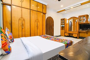 Fabexpress Avenue Villa