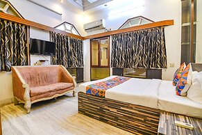 Fabexpress Avenue Villa