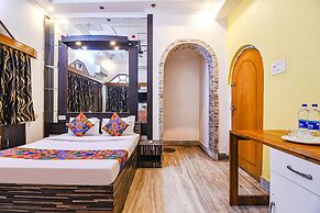 Fabexpress Avenue Villa