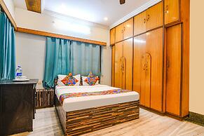 Fabexpress Avenue Villa