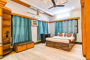 Fabexpress Avenue Villa