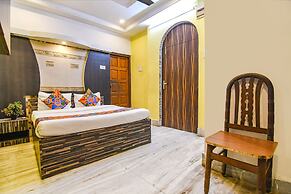 Fabexpress Avenue Villa