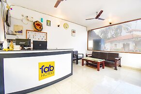 Fabhotel Close2C Holiday Home