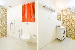 Fabhotel Close2C Holiday Home