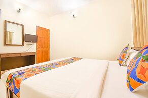 Fabhotel Close2C Holiday Home