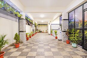 FabHotel Eminent Suites Banjara Hills