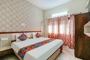 Fabhotel Lavish Palms