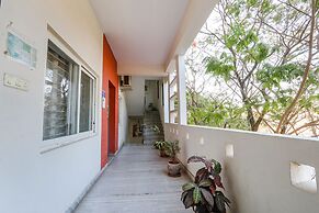 Fabhotel Lavish Palms