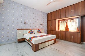 Fabhotel Lavish Palms