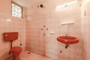 Fabexpress Majestic Inn