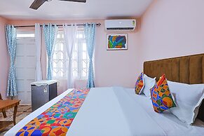 Fabexpress Majestic Inn